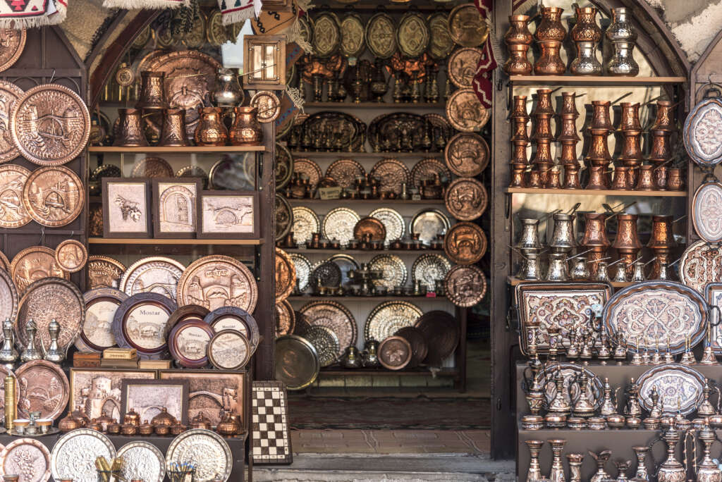 The-Khan-El-Khalili-bazaar-is-packed-with-authentic-Egyptian-treasures