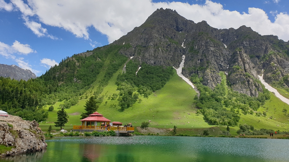 skardu-from-dubai-best-summer-holiday-plans-for-UAE-travelers