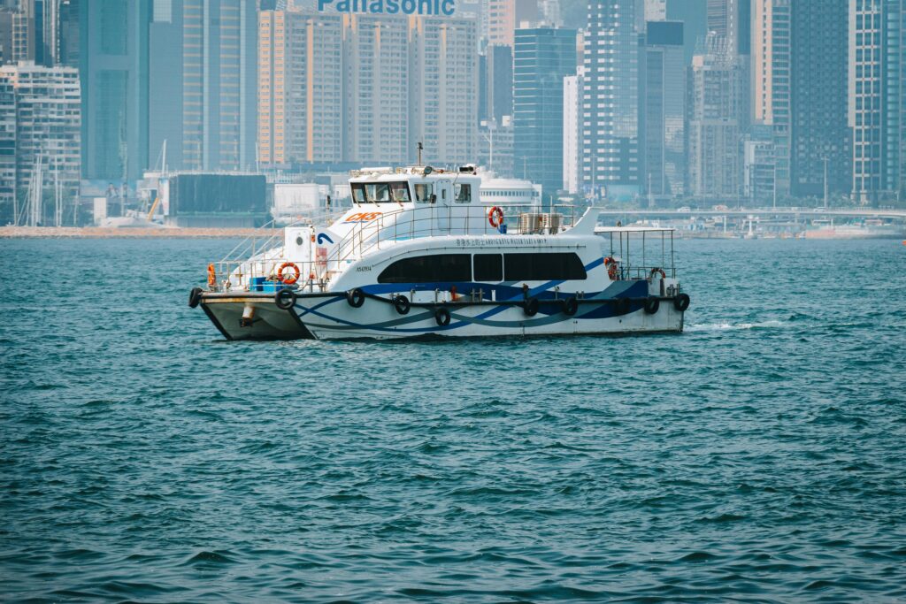 Guide-to-UAE-Public-Transport-Water-Taxi