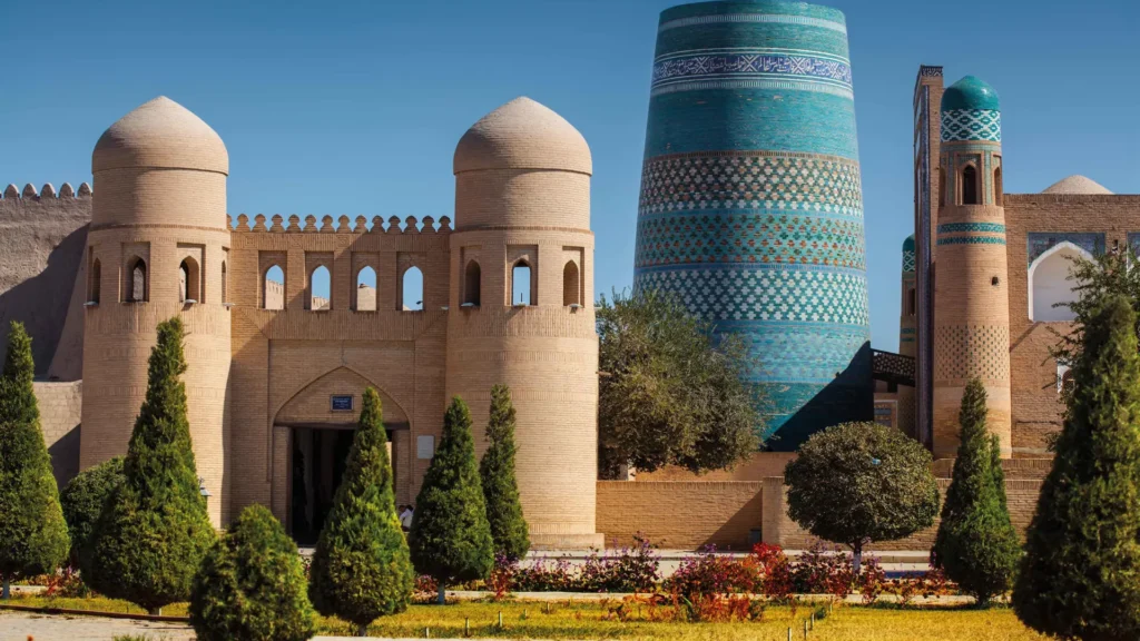 visa-free-easy-entry-escapes-for-uae-residents