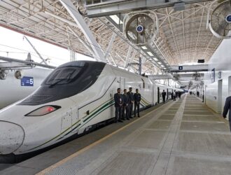 affordable-travel-between-Makkah-and-Madinah