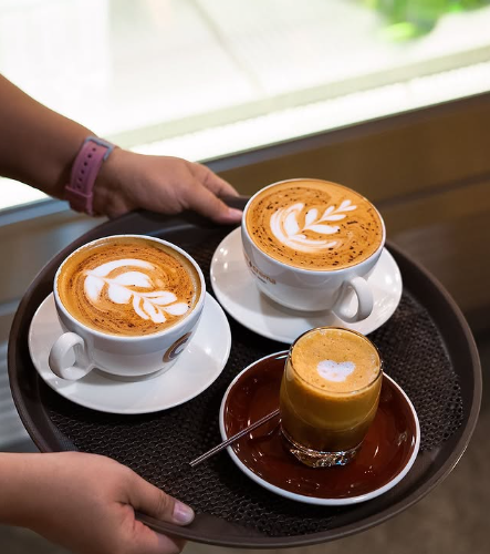 chill-cafes-in-Bahrain-crust-and-cream