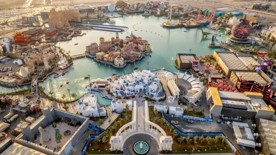 season-boulevard-free-outdoor-hangouts-in-Riyadh