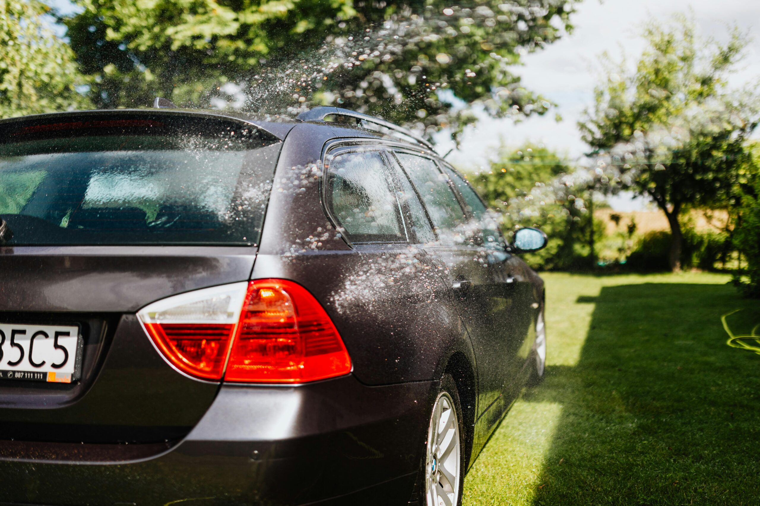 summer-car-safety-in-UAE-Tips