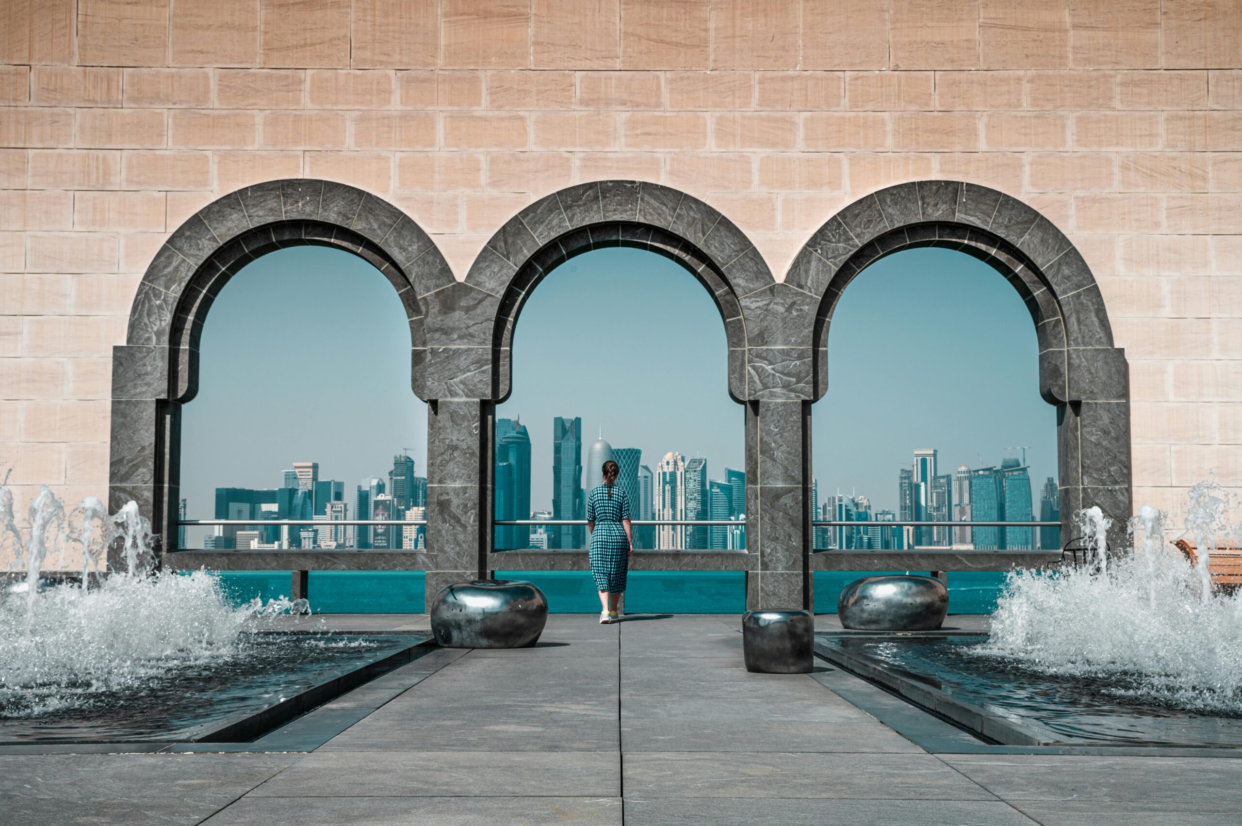 guide-become-permanant-resident-in-qatar-2025