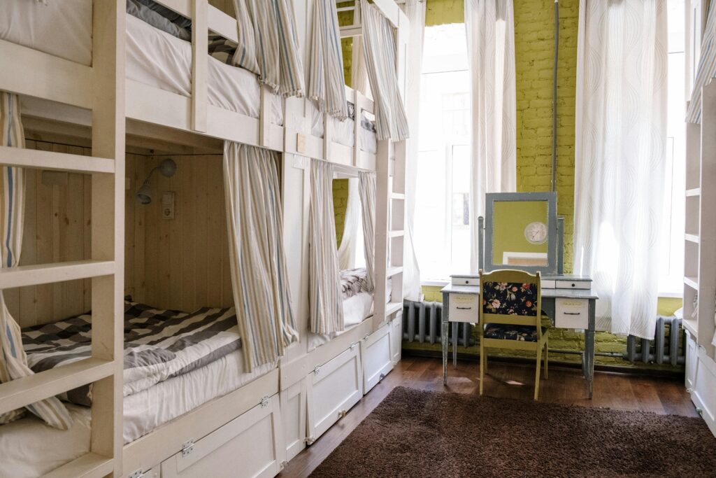 how-to-find-cheap-shared-rooms-in-dubai-2025