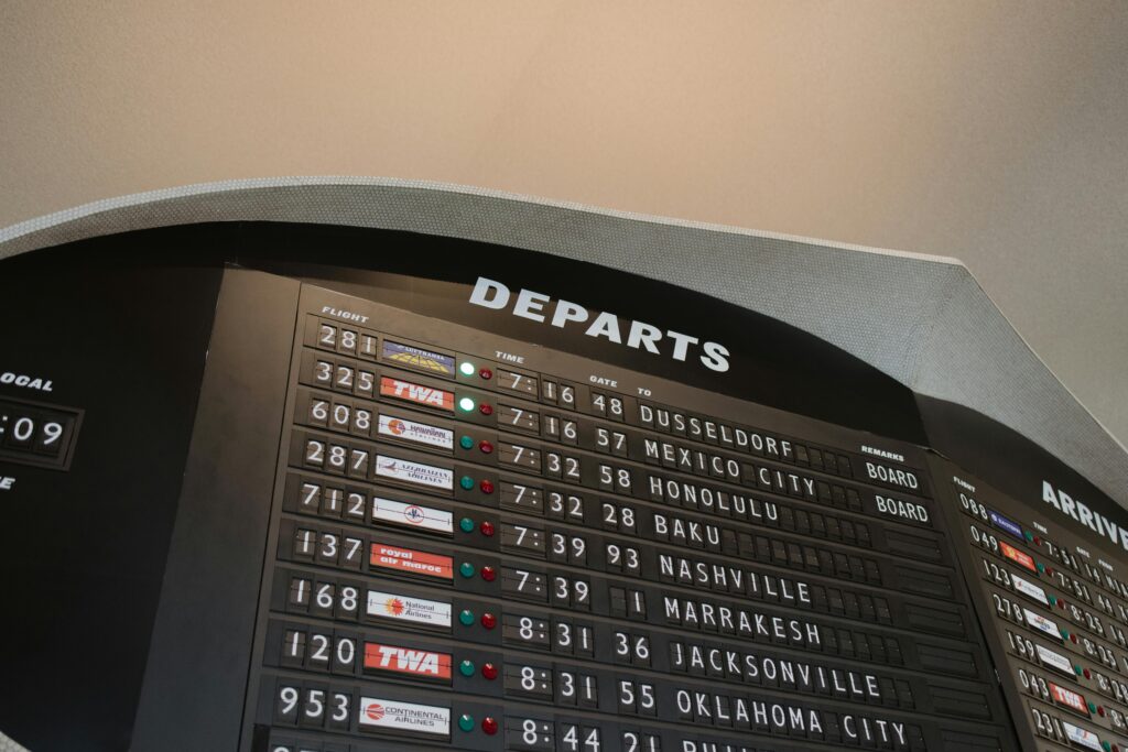 cheap-uae-airfares-under-Dh1000