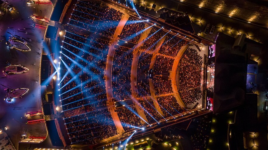 linkin-park-concert-in-bahrain-bioon-Al-Dana-Stage