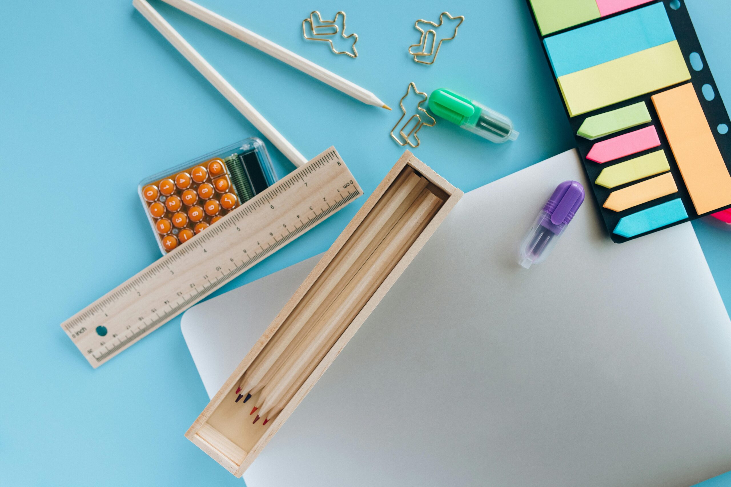 UAE-Back-to-School-Deals-2025