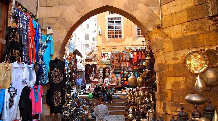 street-shopping-in-egypt-best-souqs-in-cairo